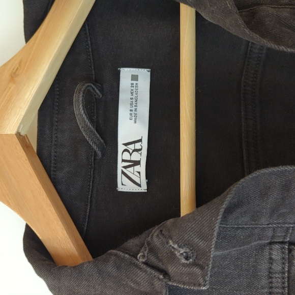 Zara Denim Jacket - Picture 2 of 4